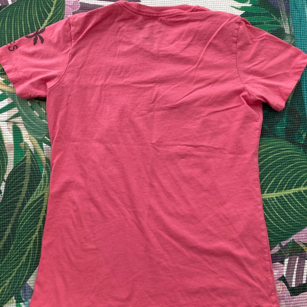 88tees Pink “Mahaloha” Tee with Hibiscus Print - Picture 2 of 7